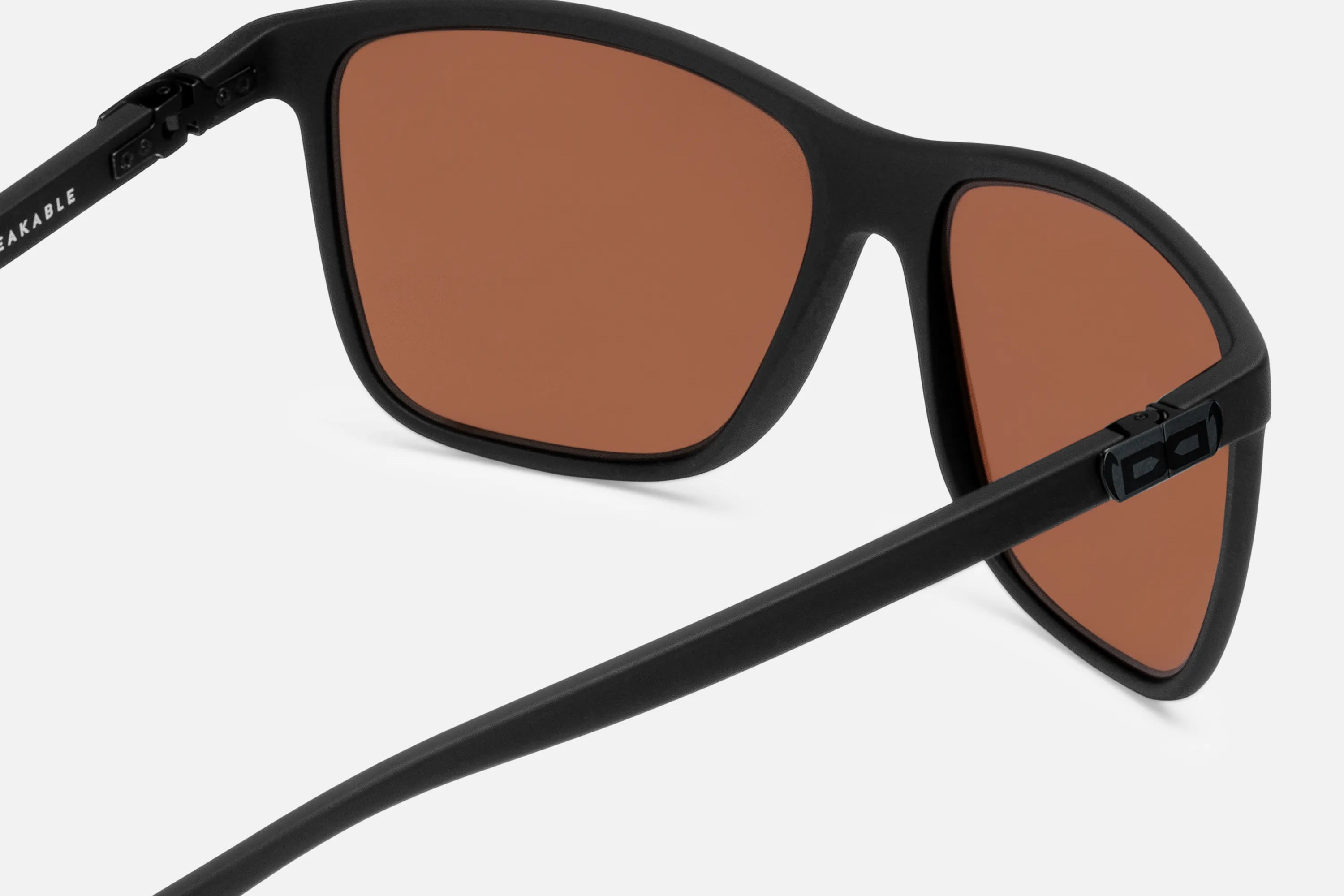 Gi15 St. Pauli - golden eye