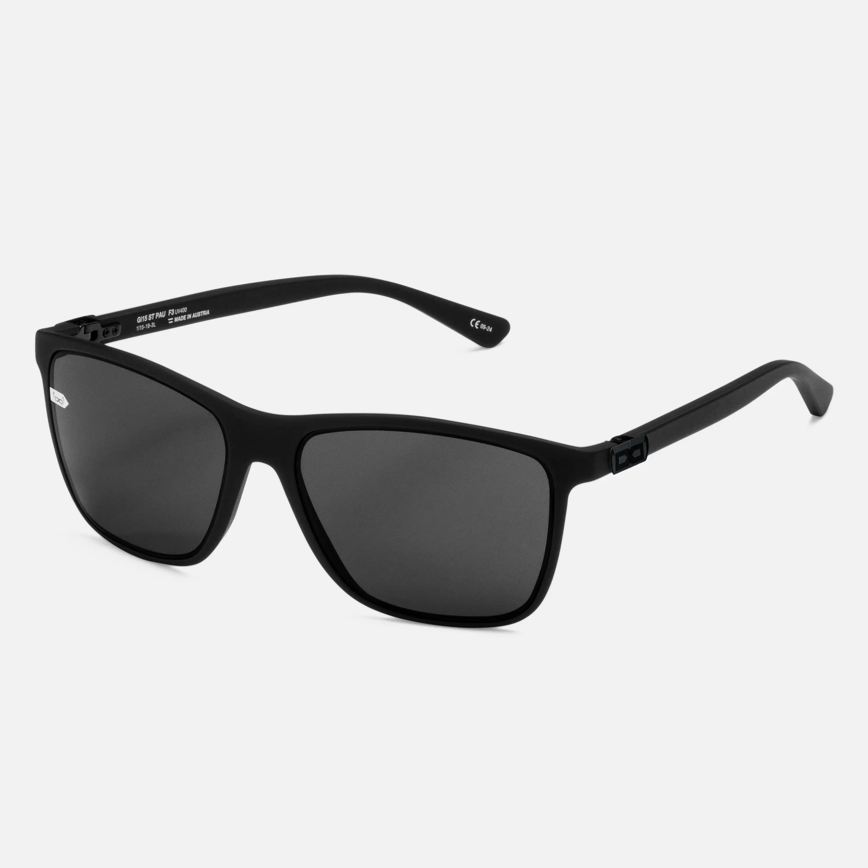 Gi15 St. Pauli - black in black