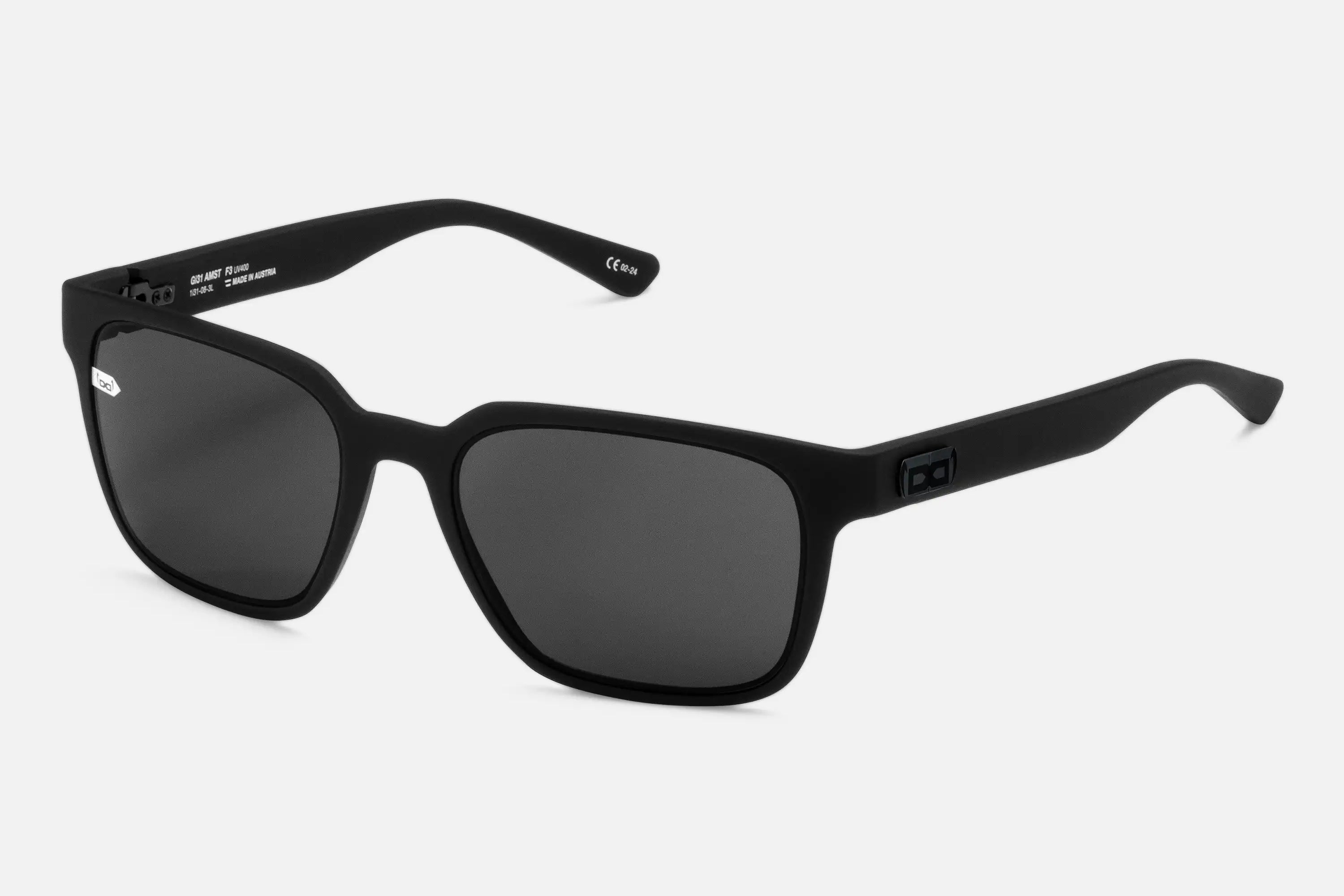 Gi31 Amsterdam - black in black