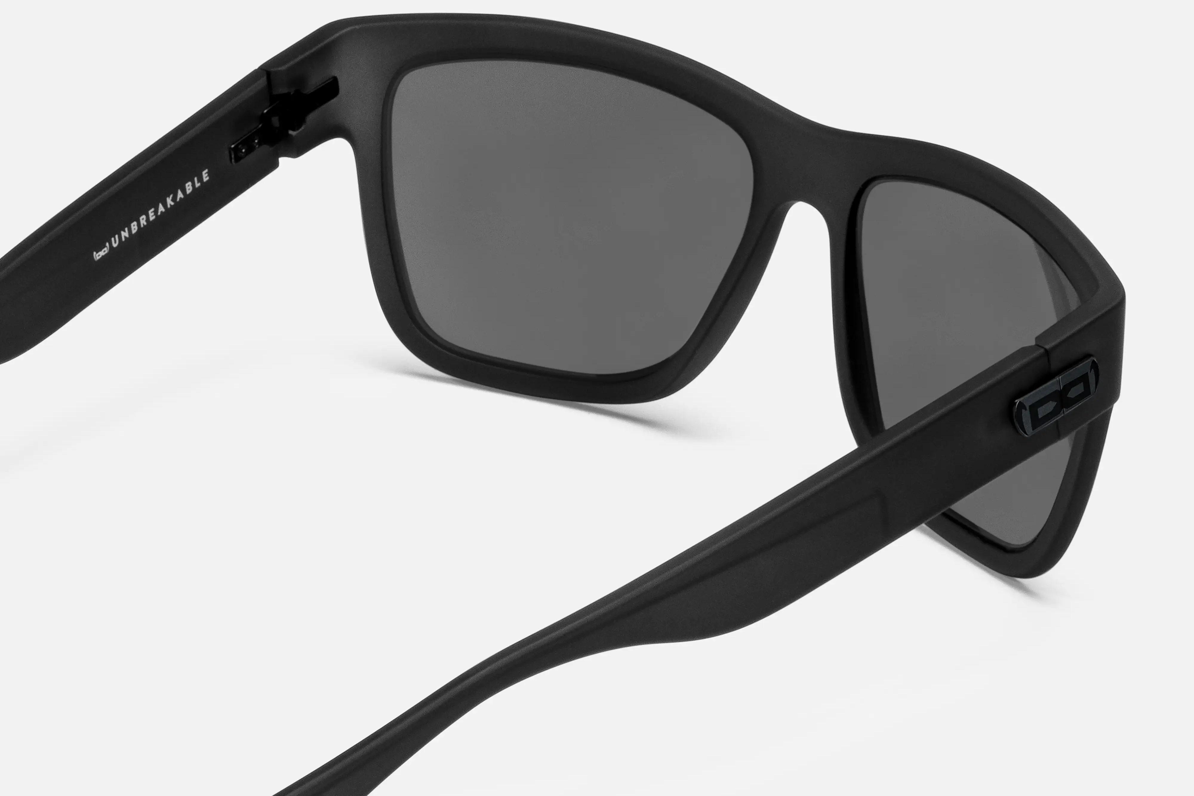 Gi48 Bold - grey in grey